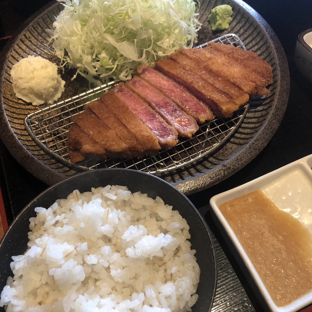 牛かつなかい 県央 グルメ 飲食 じもピぃ